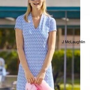 J. Mclaughlin Ivana Dress Blue
White Geometric Short Sleeve V
Neck—    Large